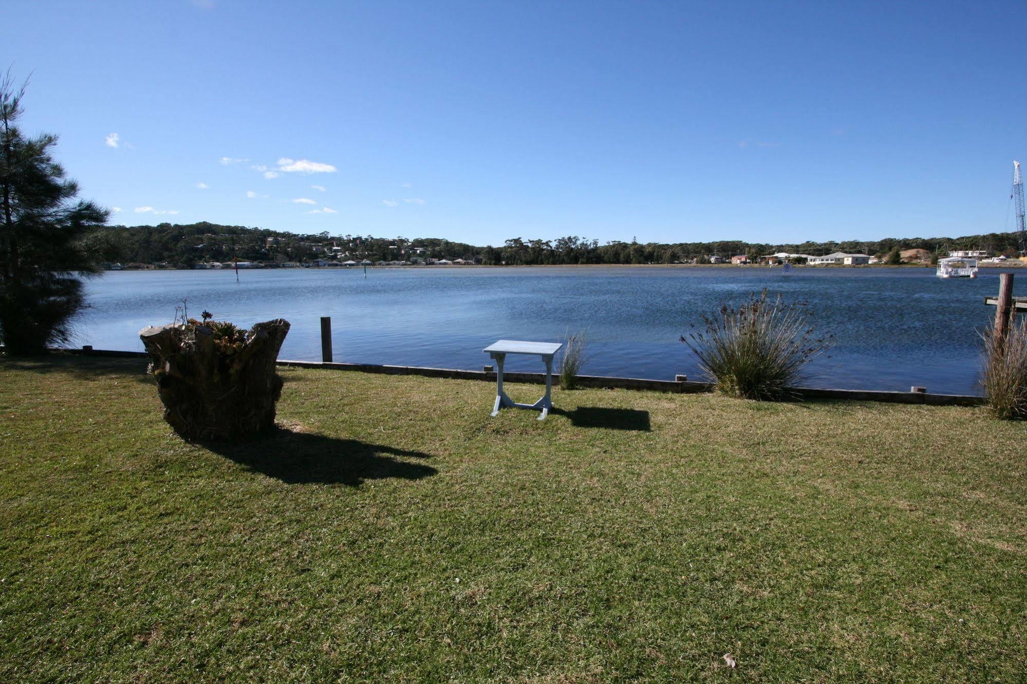 Lake Edge Apartments Burrill Lake Exterior photo